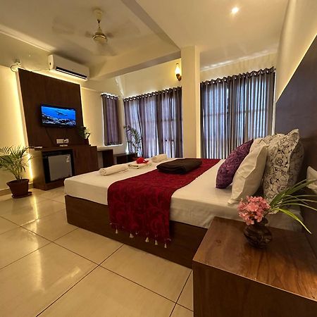 קובאלאם The Ocean Park Beach Resort מראה חיצוני תמונה