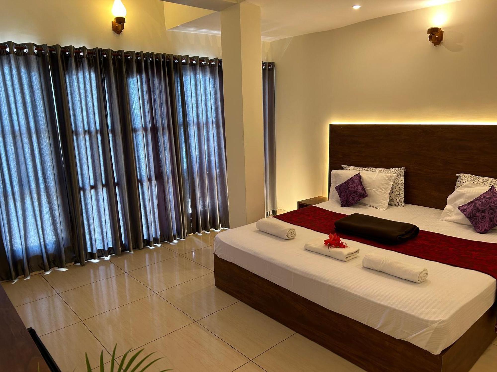 קובאלאם The Ocean Park Beach Resort מראה חיצוני תמונה