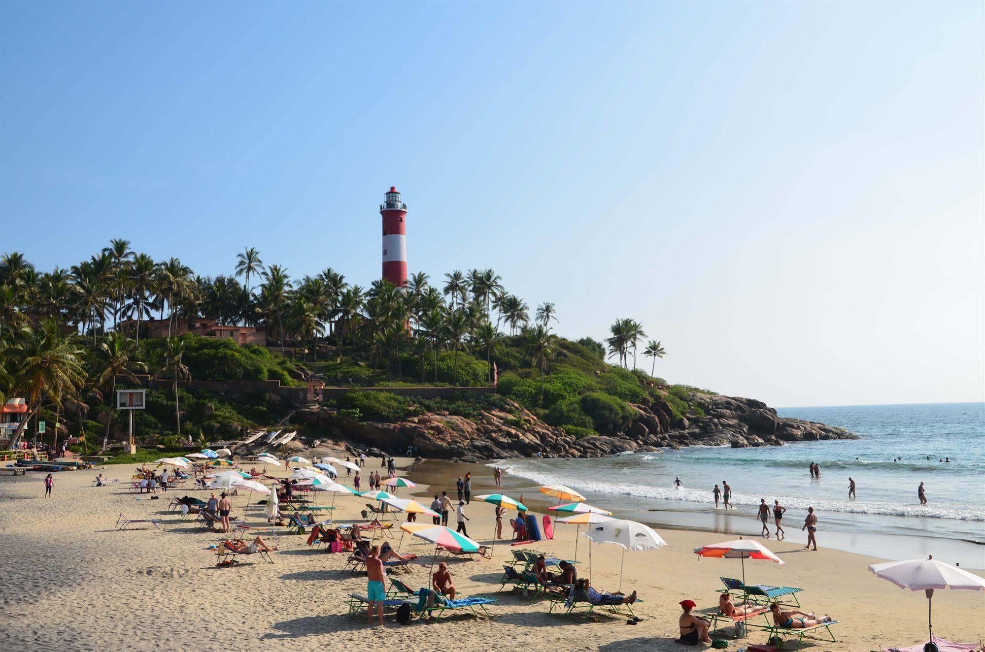 קובאלאם The Ocean Park Beach Resort מראה חיצוני תמונה